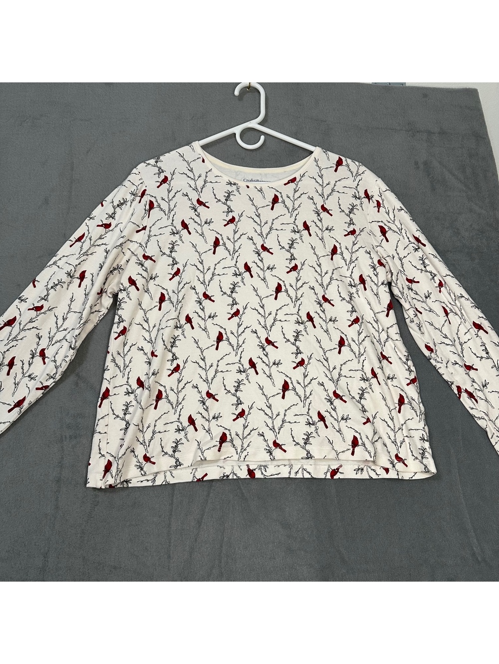 Croft & Barrow Cardinal Long Sleeve White Top